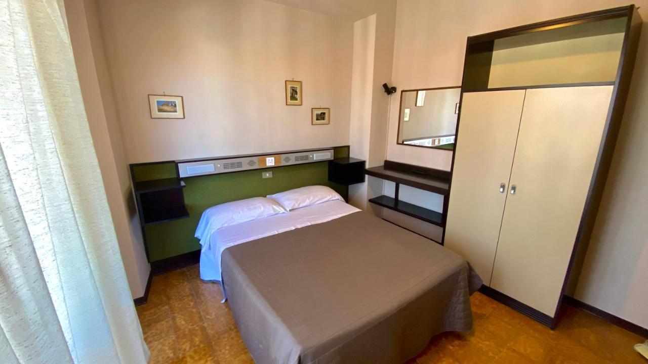 Umbria Green Central Rooms Кастильоне-дель-Лаго Экстерьер фото